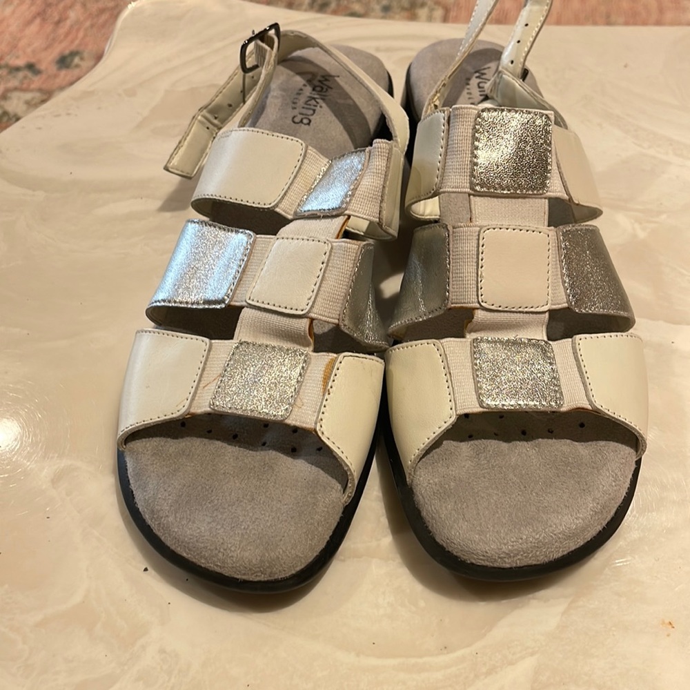 Sandles - image 1
